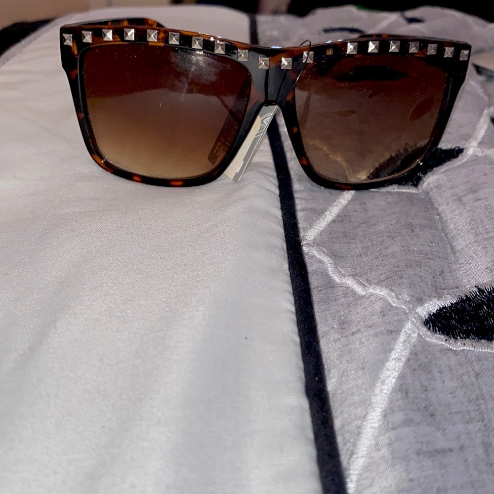 Turtle shell glasses